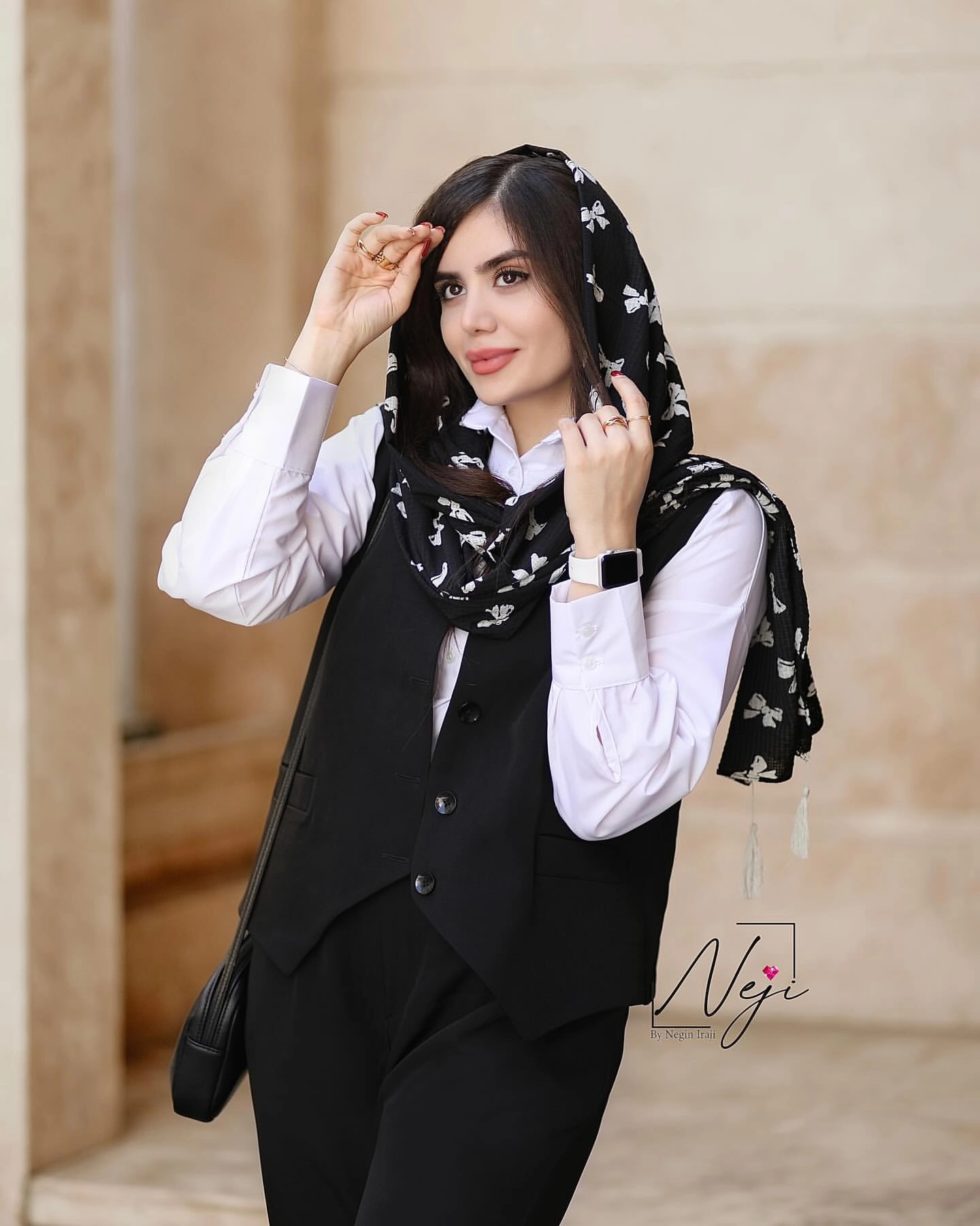 شومیز سفید - سایزسه (۴۴ تا ۴۶) / 70