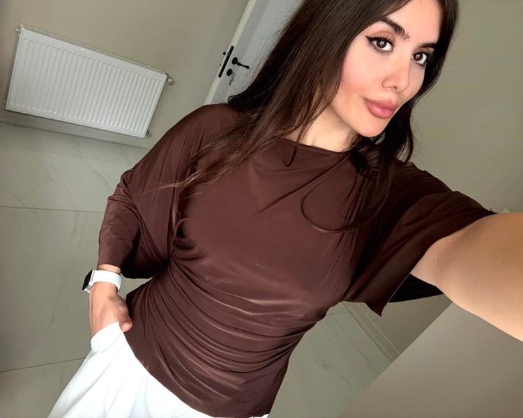 بلوز اریل